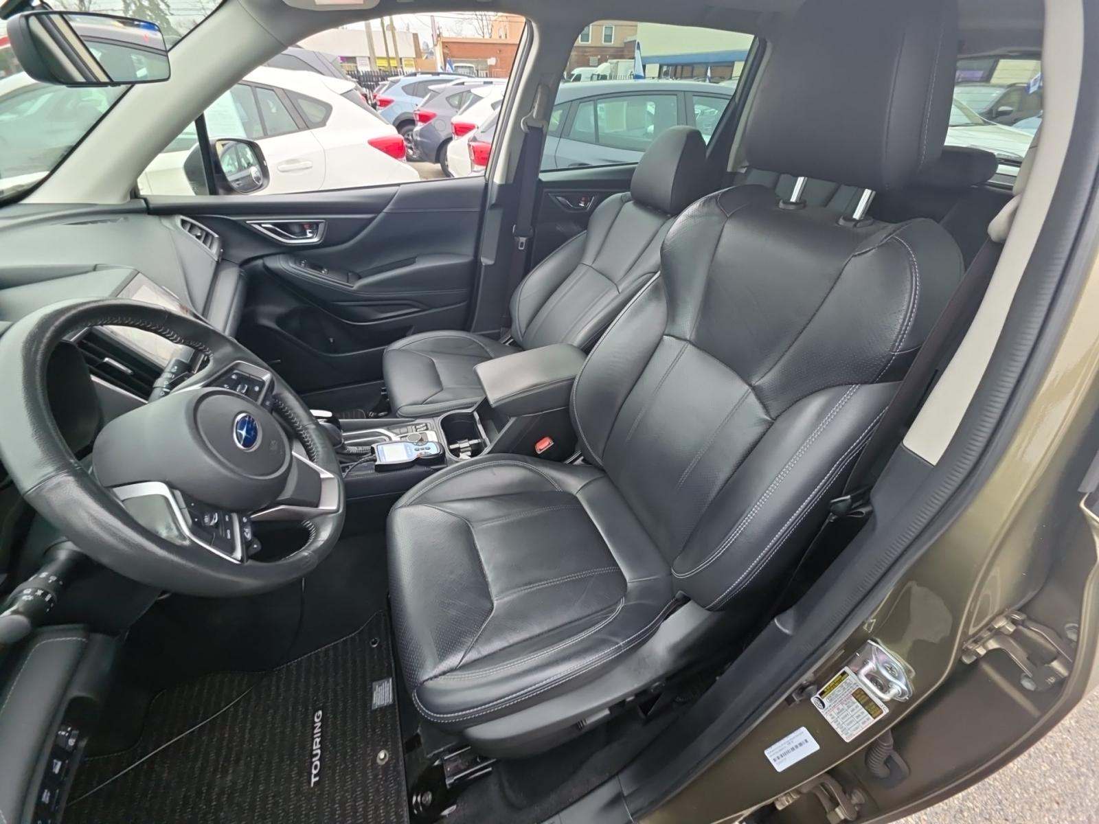 2022 Subaru Forester Touring AWD