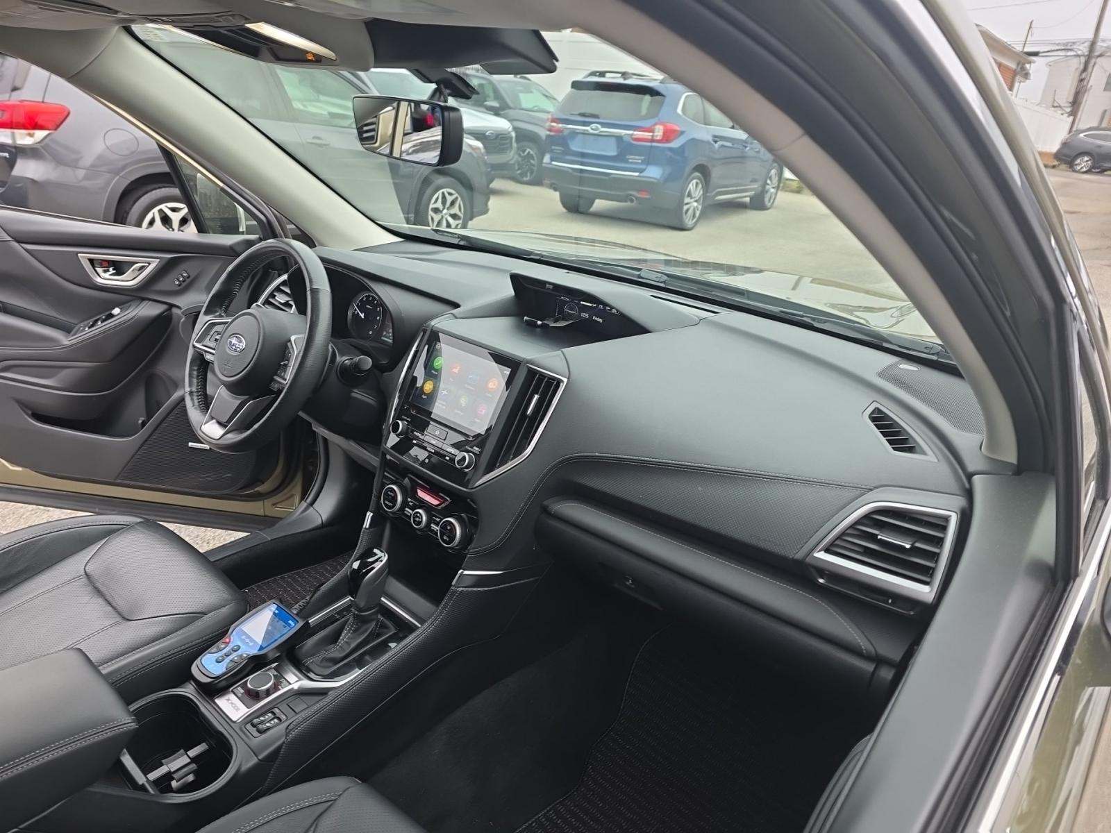 2022 Subaru Forester Touring AWD