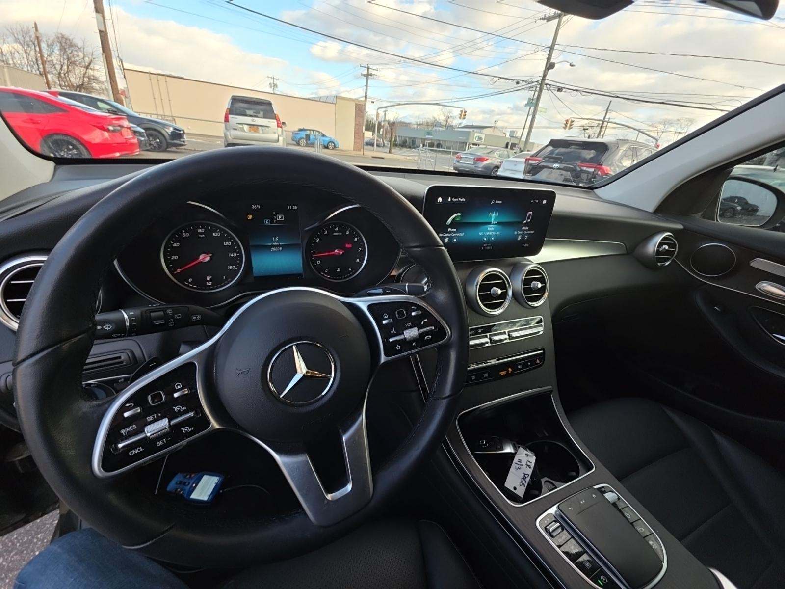 2022 Mercedes-Benz GLC GLC 300 RWD