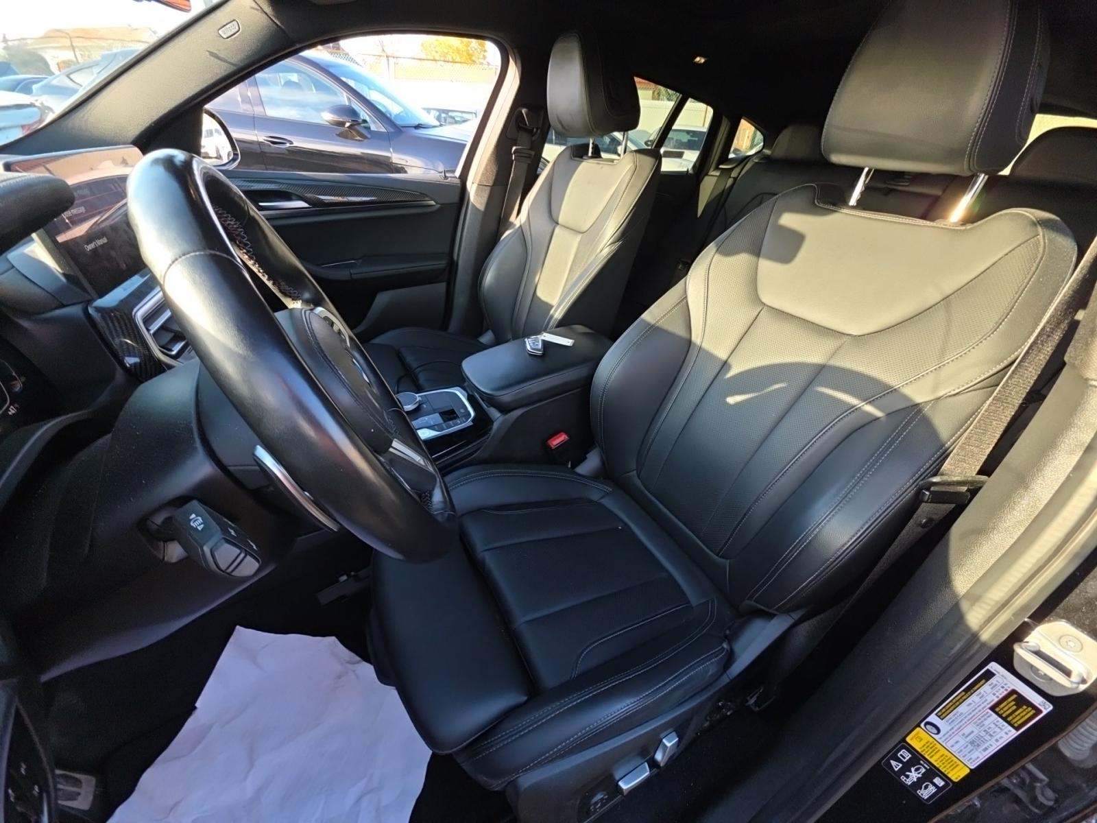 2022 BMW X4 M40i AWD