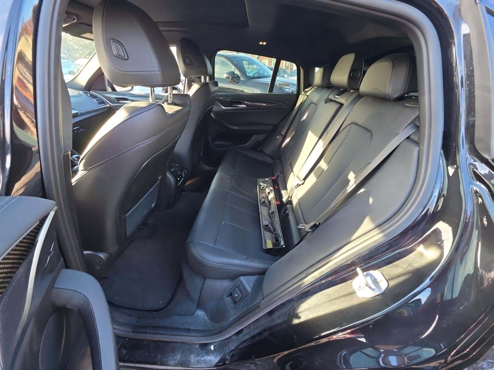 2022 BMW X4 M40i AWD