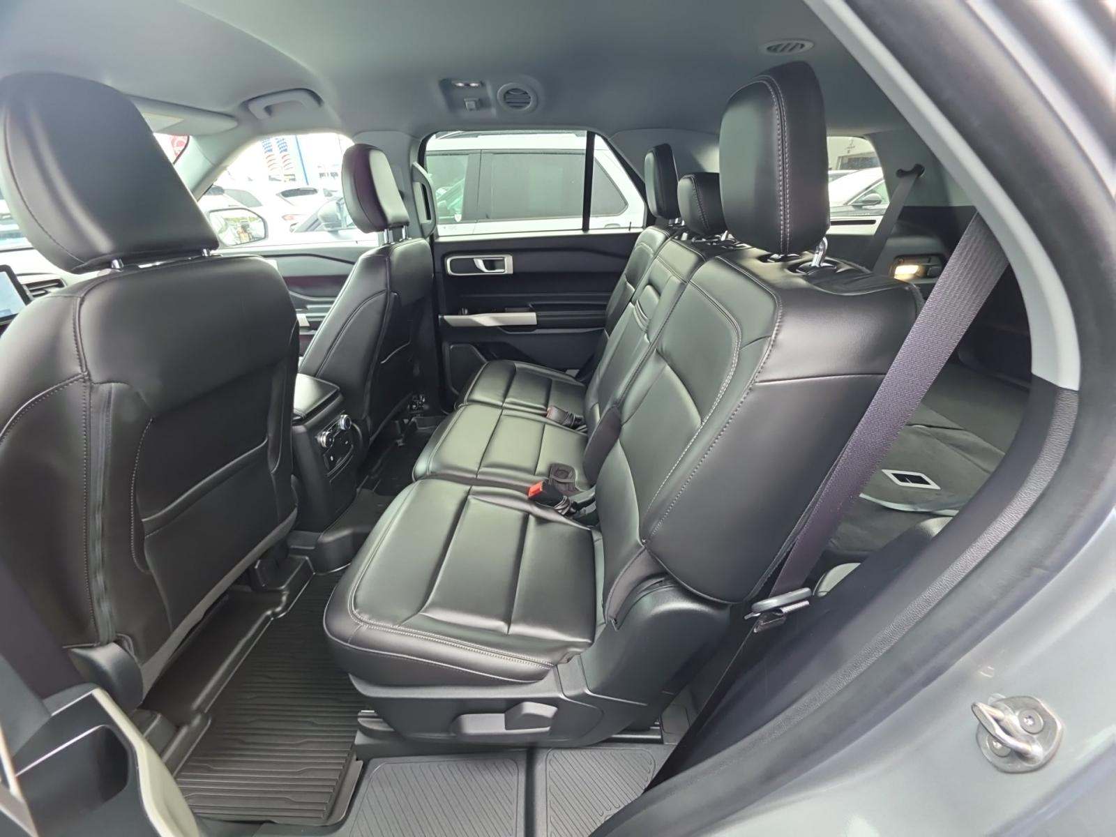 2022 Ford Explorer XLT AWD