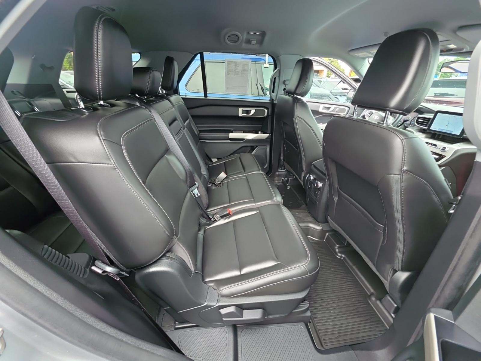 2022 Ford Explorer XLT AWD