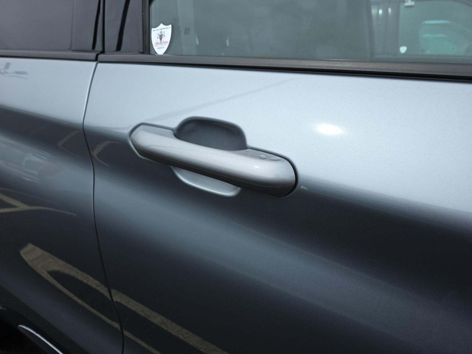 2022 Ford Explorer XLT AWD