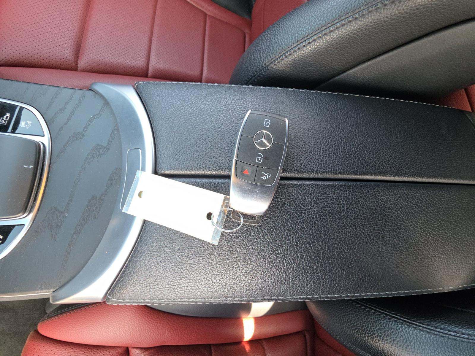 MERCEDES-BENZ GLC-CLASS - 8