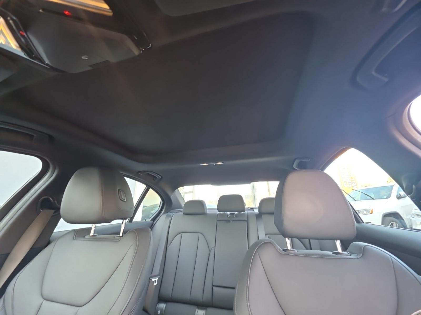 2021 BMW 3 Series 330i xDrive AWD