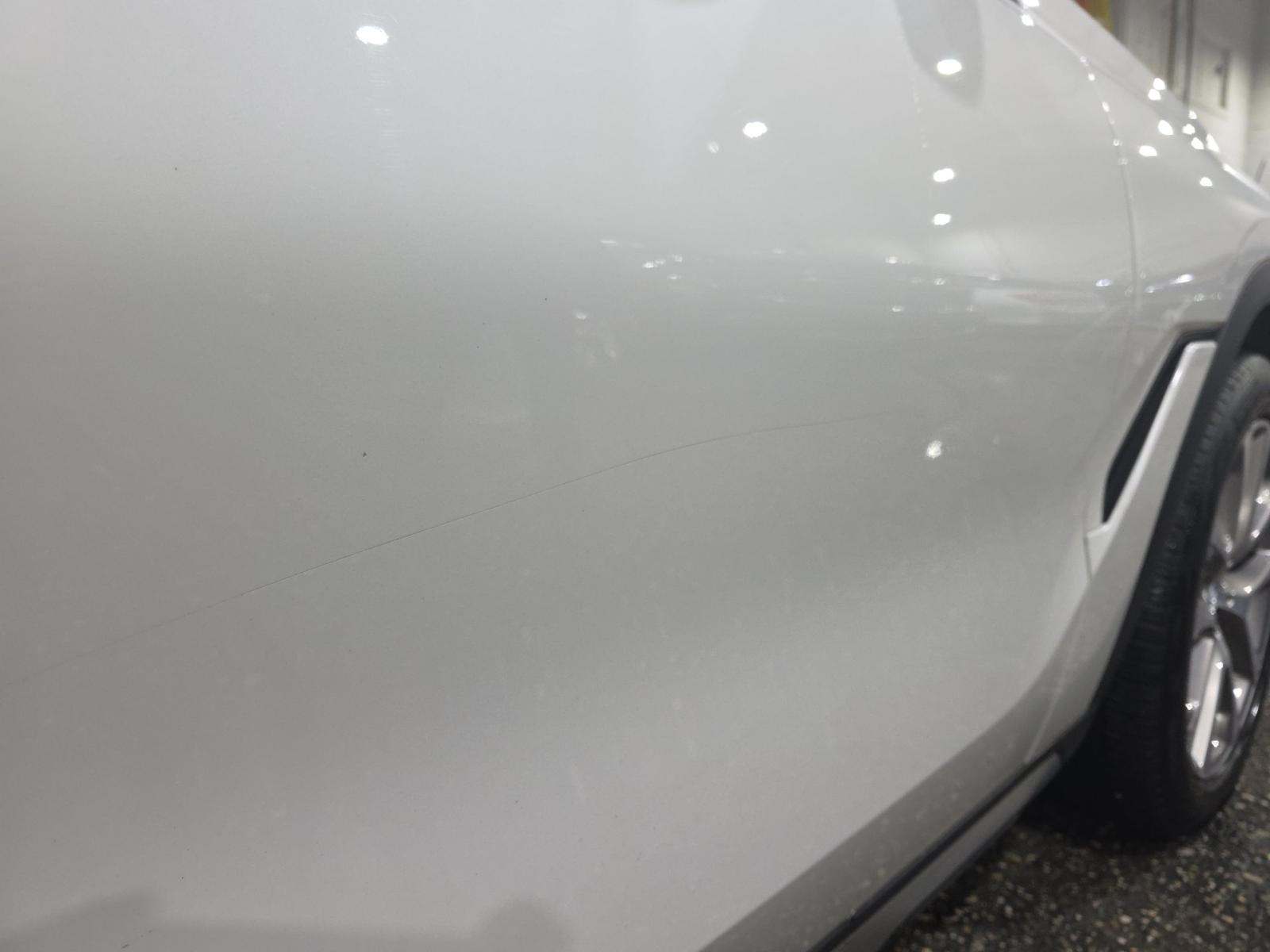 2023 BMW X6 xDrive40i AWD