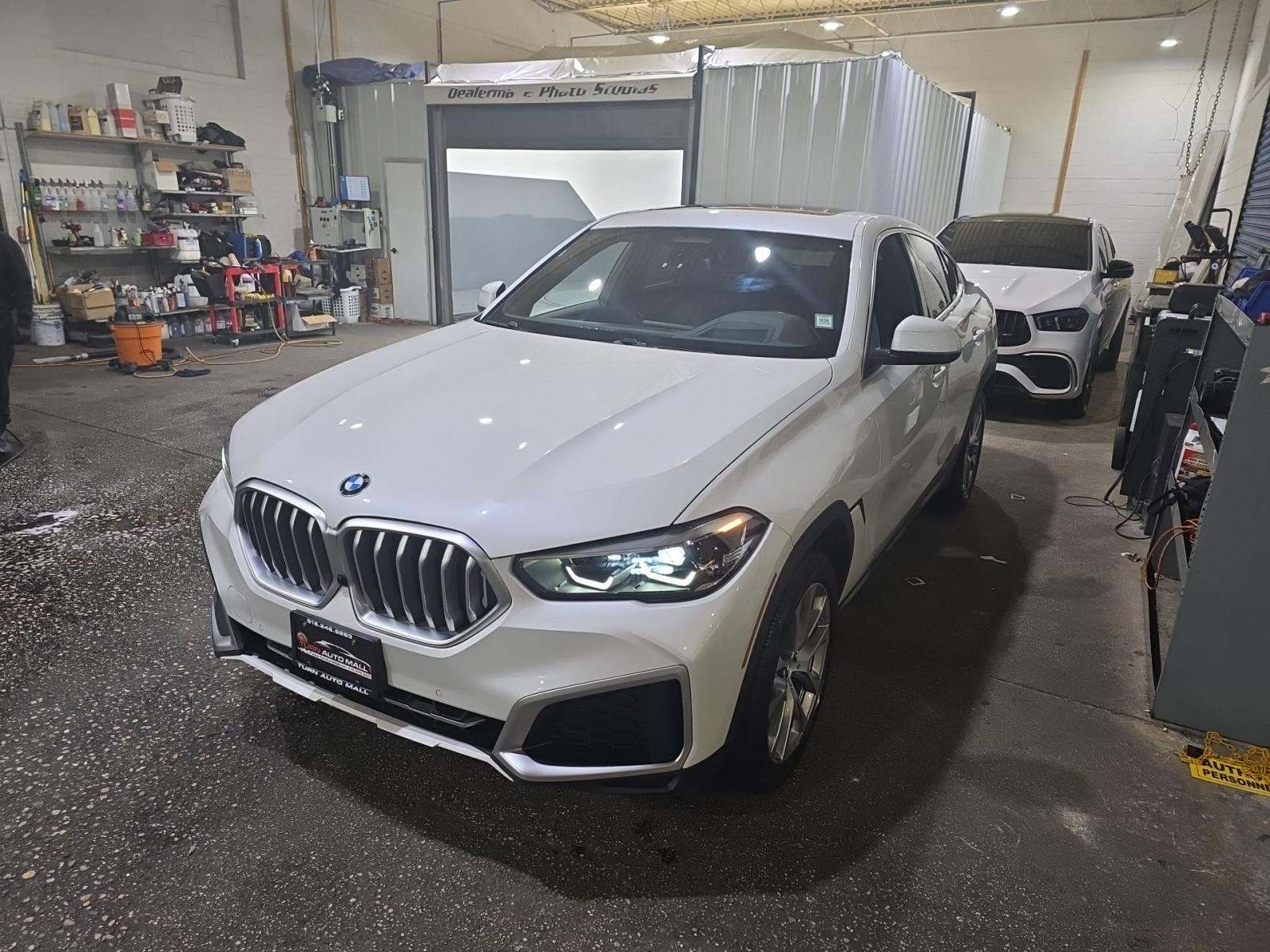 2023 BMW X6 xDrive40i AWD