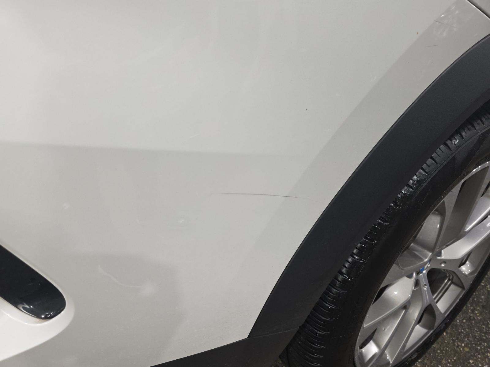 2023 BMW X6 xDrive40i AWD