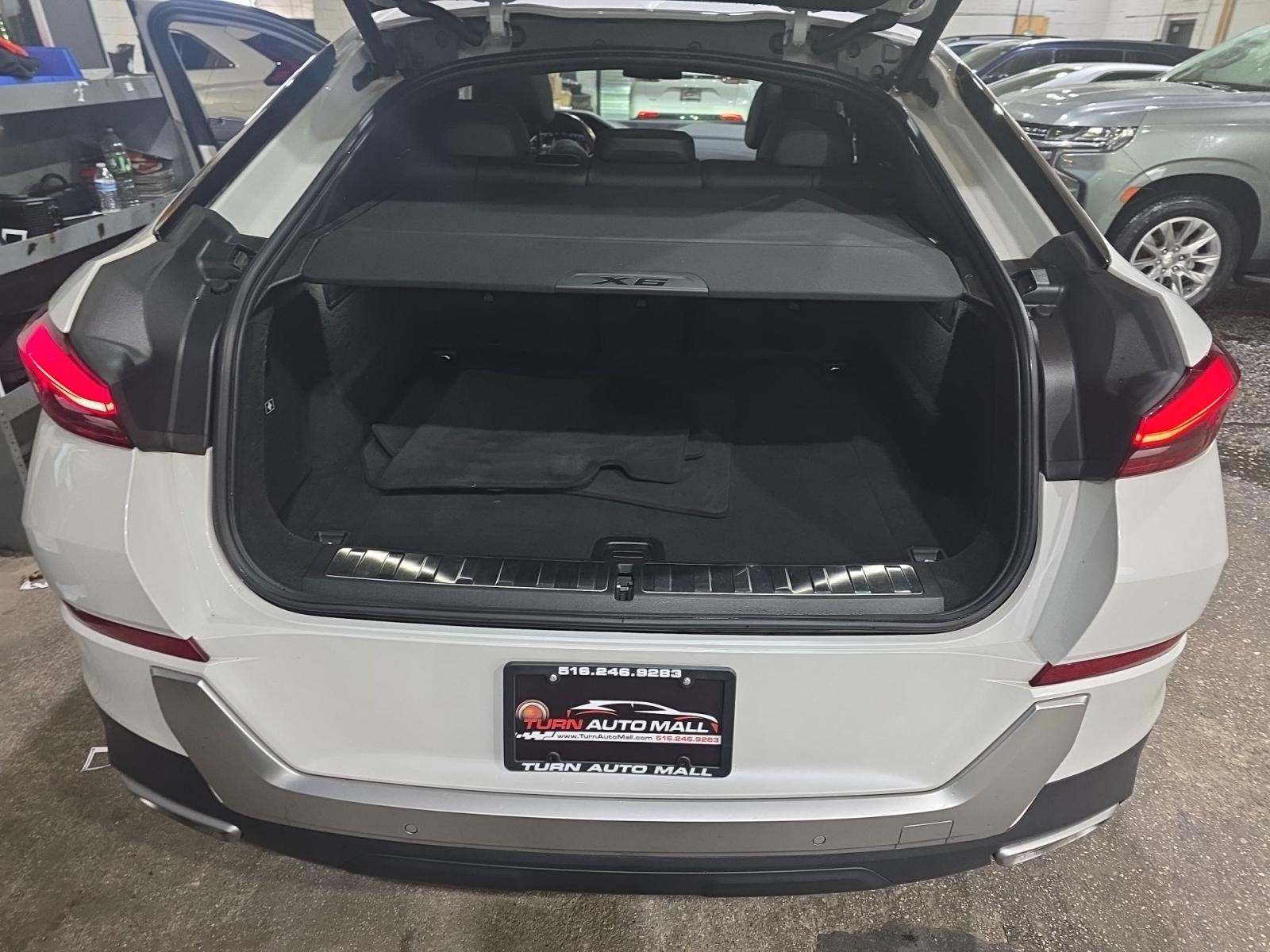 2023 BMW X6 xDrive40i AWD