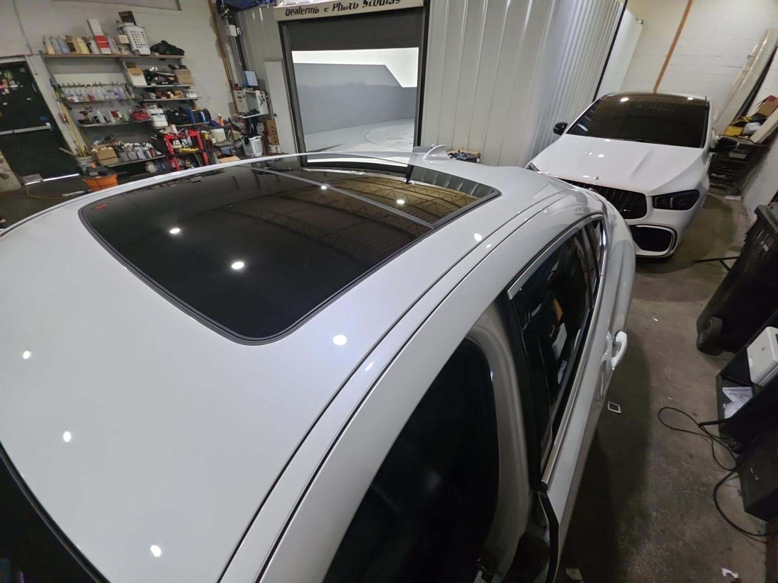 2023 BMW X6 xDrive40i AWD