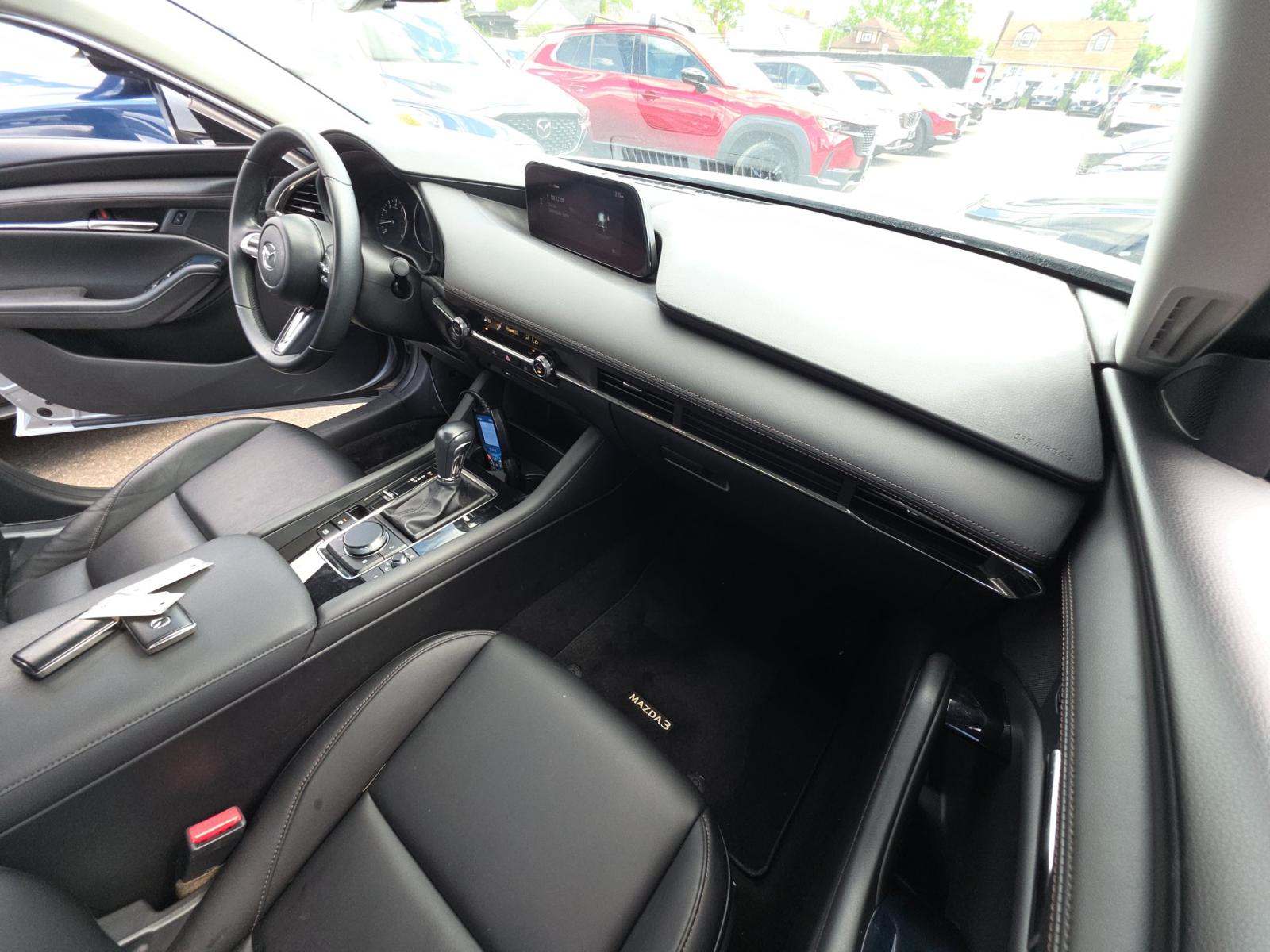 2019 MAZDA MAZDA3 Base FWD