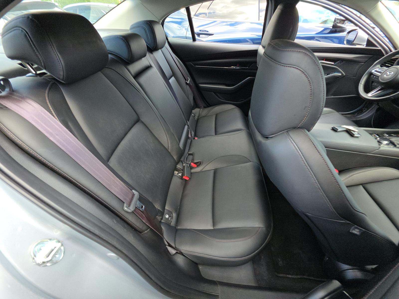 2019 MAZDA MAZDA3 Base FWD