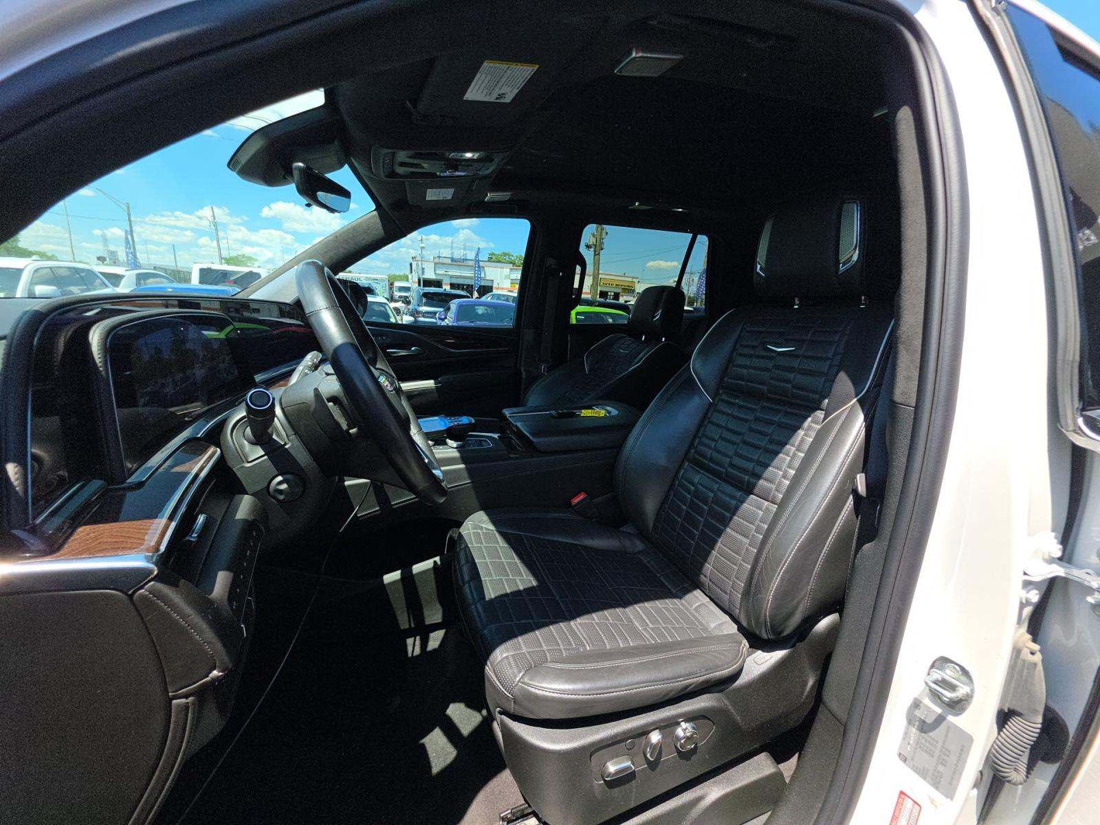 2023 Cadillac Escalade Sport Platinum AWD