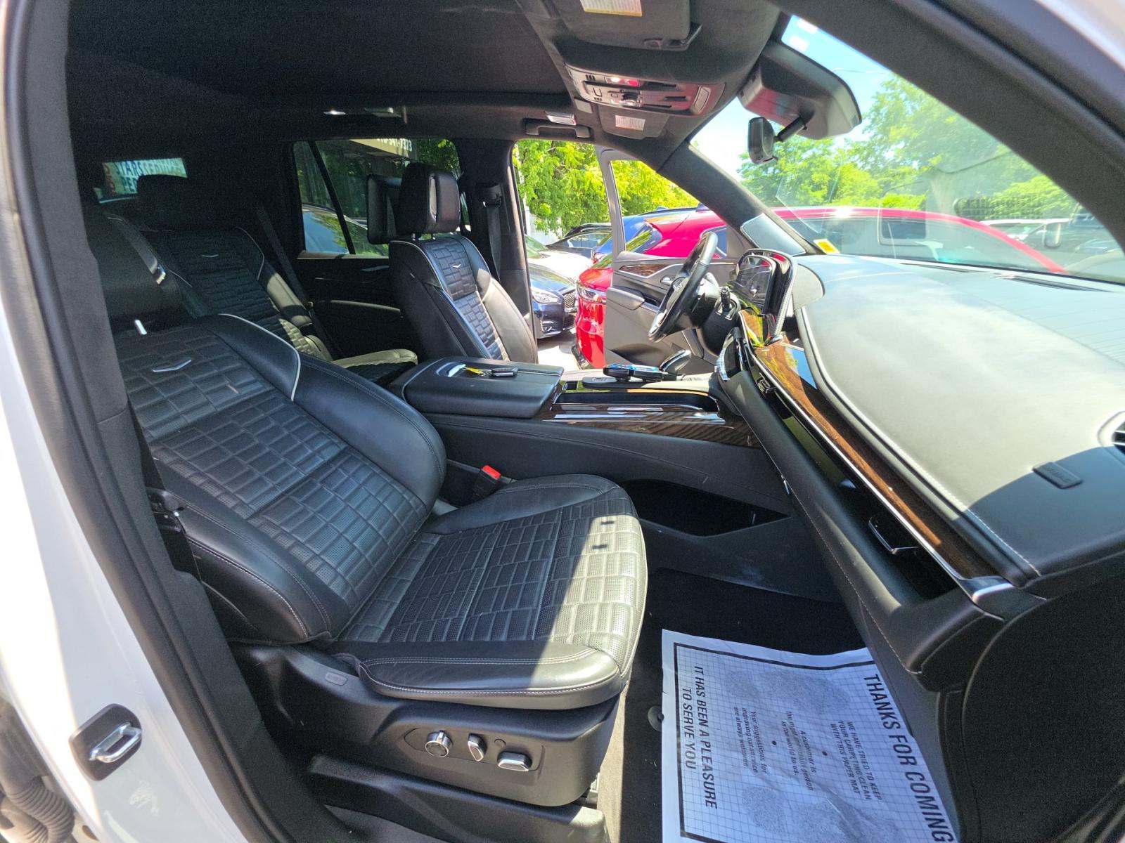 2023 Cadillac Escalade Sport Platinum AWD