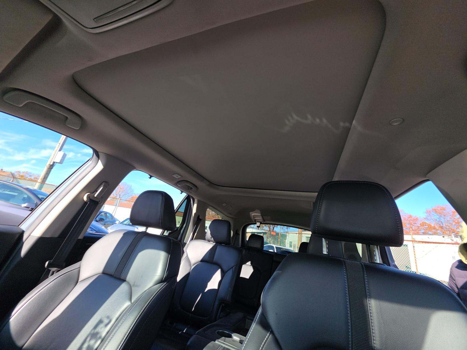 2024 Honda Pilot Touring AWD