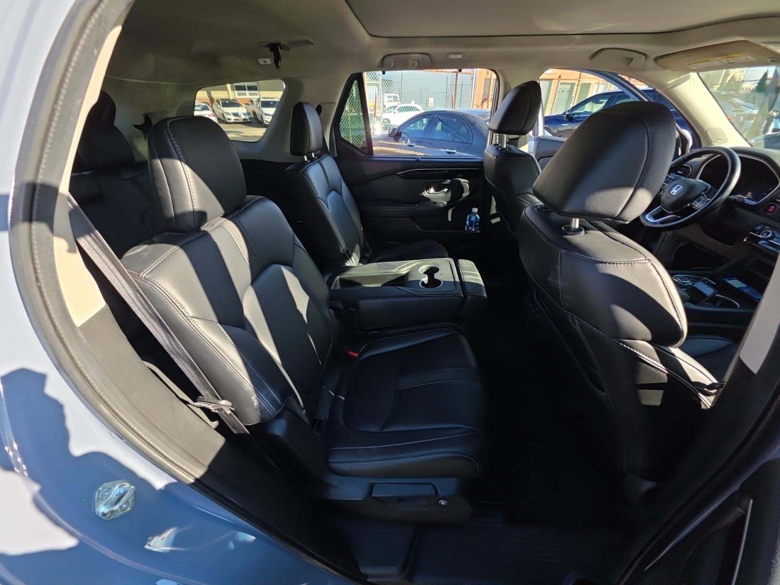 2024 Honda Pilot Touring AWD