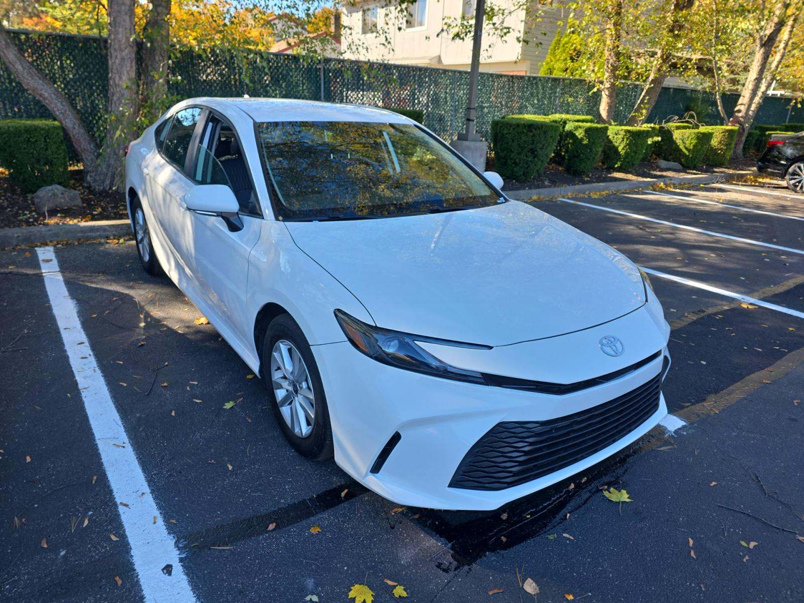 2025 Toyota Camry LE FWD