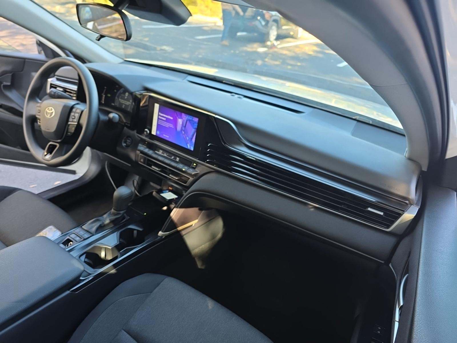 2025 Toyota Camry LE FWD