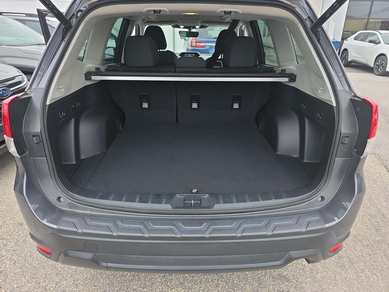 2022 Subaru Forester Premium AWD