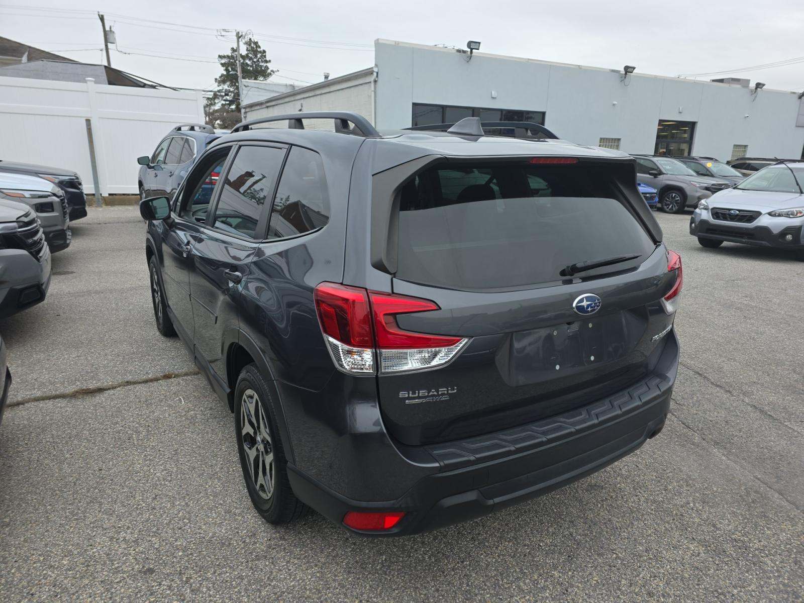 2022 Subaru Forester Premium AWD