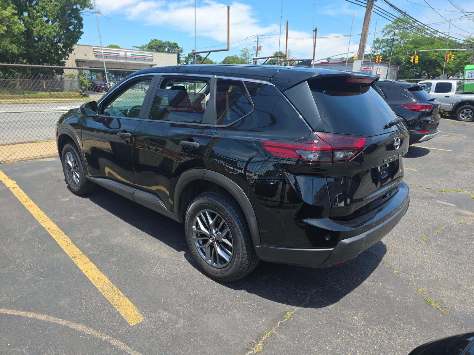 2024 Nissan Rogue S AWD