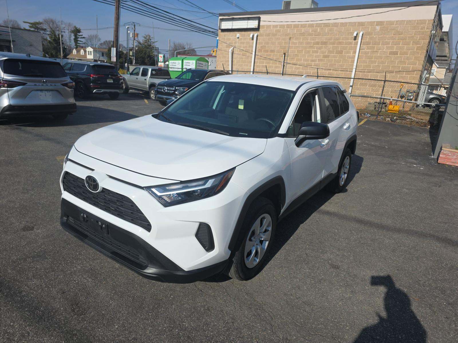 2025 Toyota RAV4 LE AWD