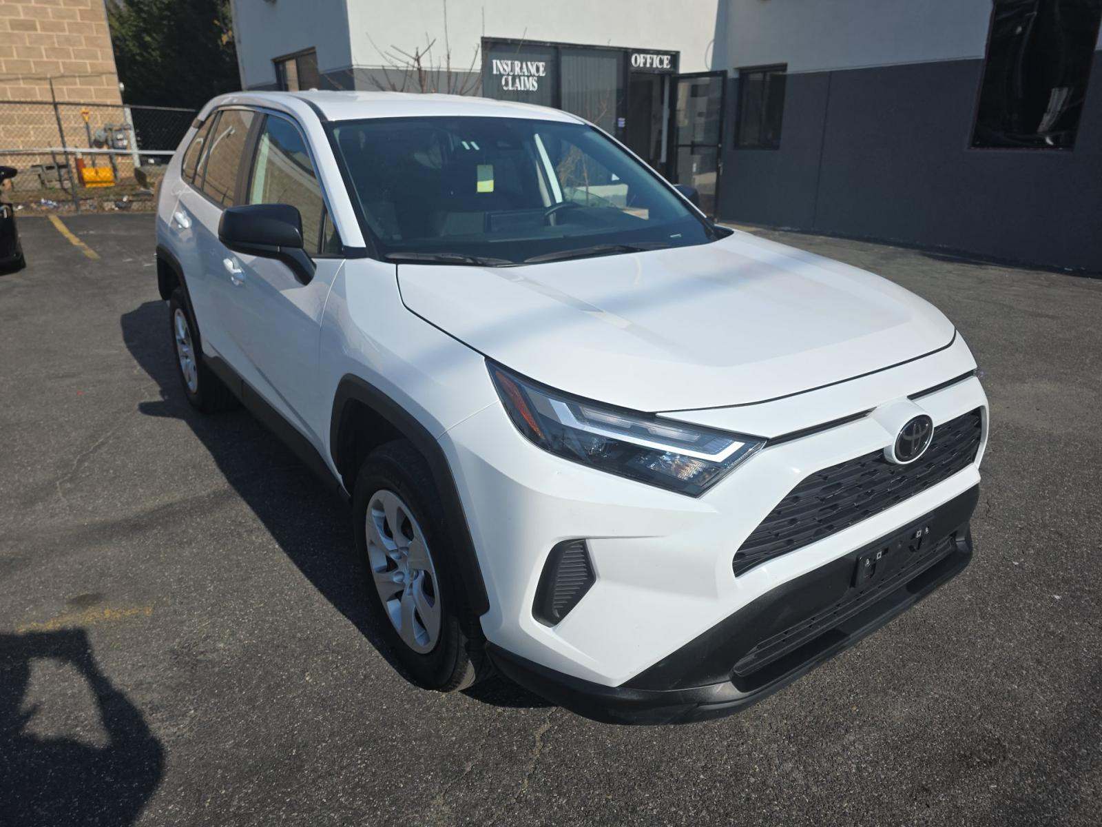 2025 Toyota RAV4 LE AWD