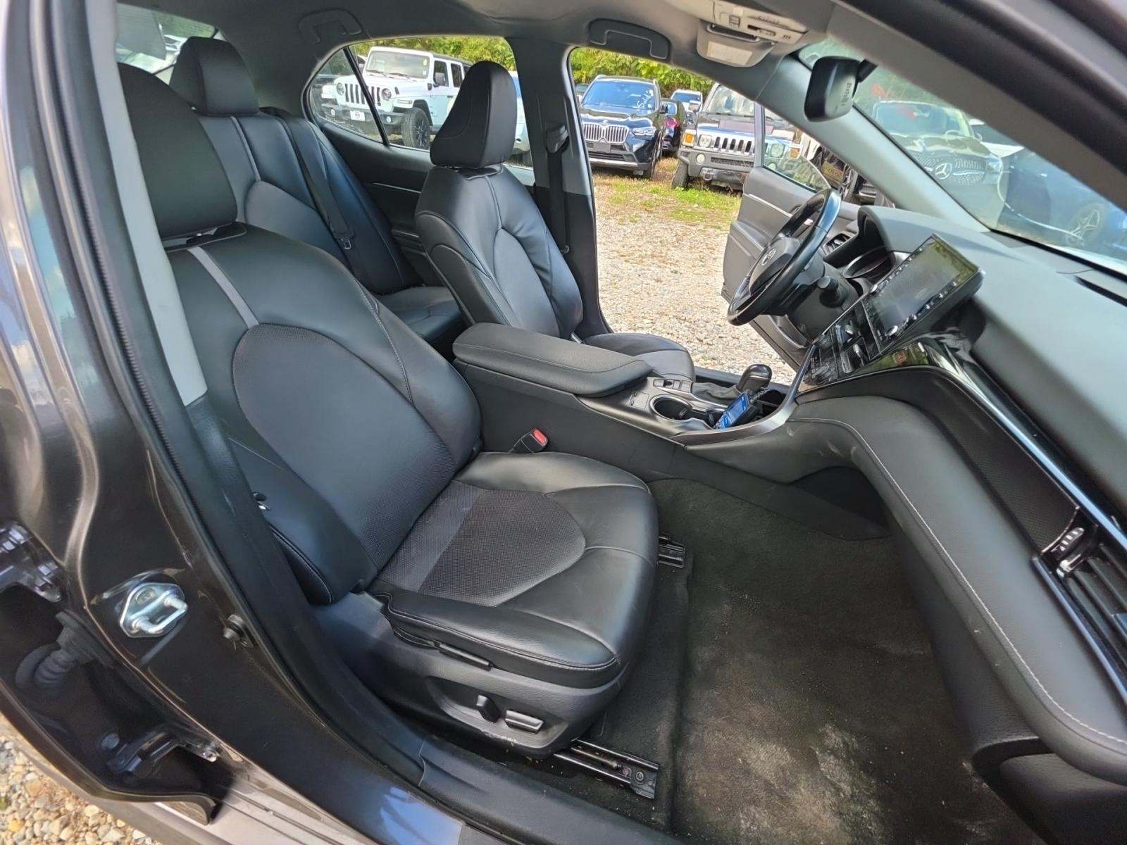 2023 Toyota Camry XSE FWD