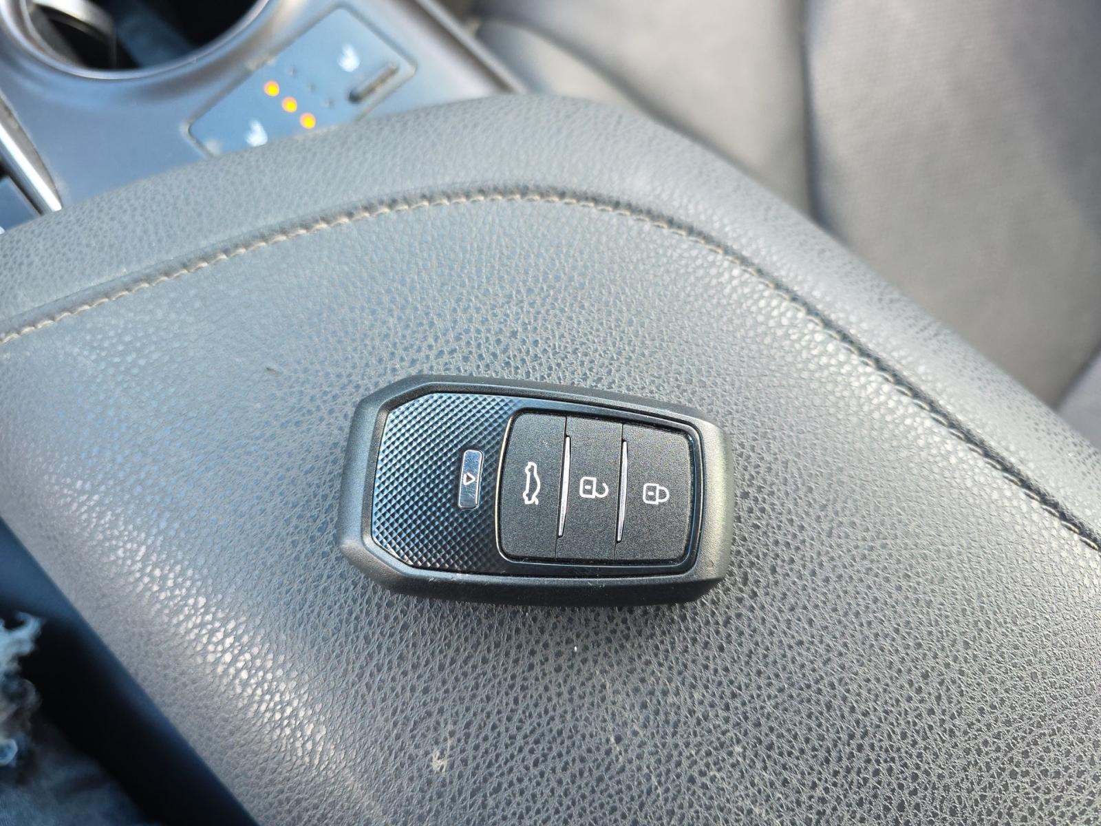 2023 Toyota Camry XSE FWD