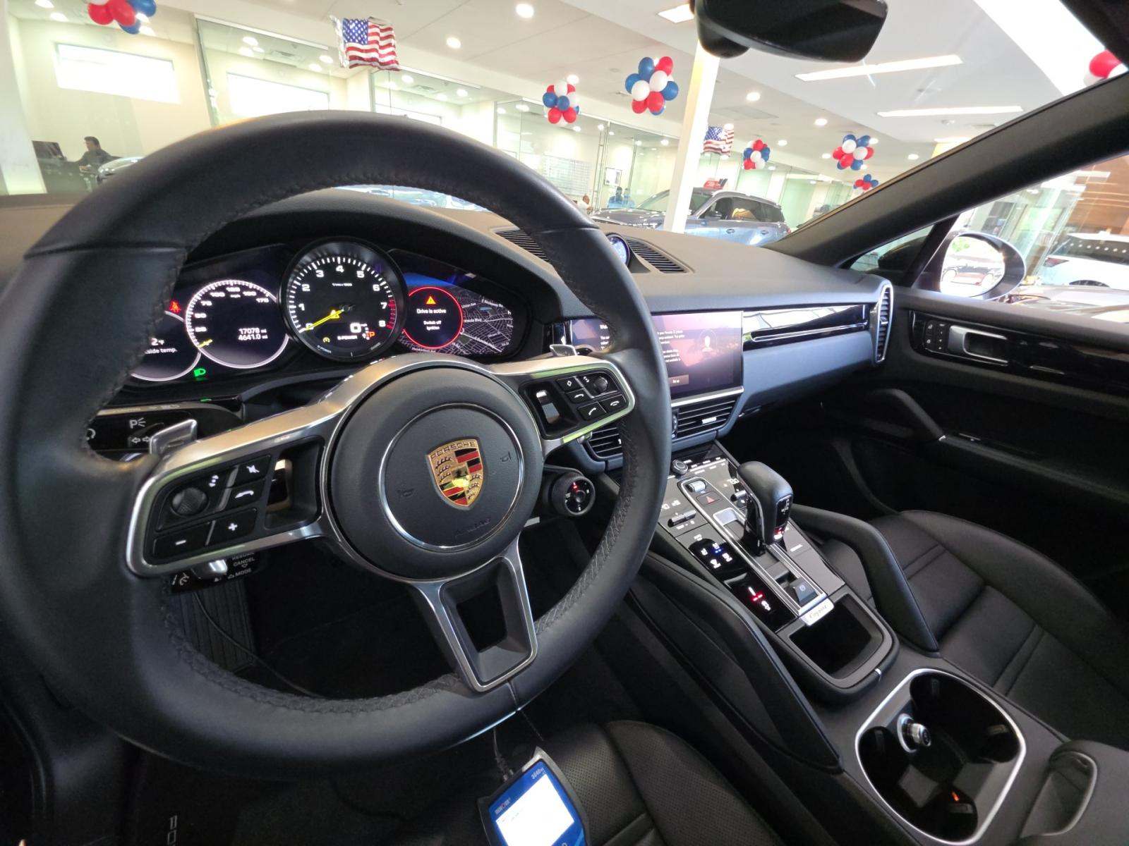 PORSCHE CAYENNE - 10