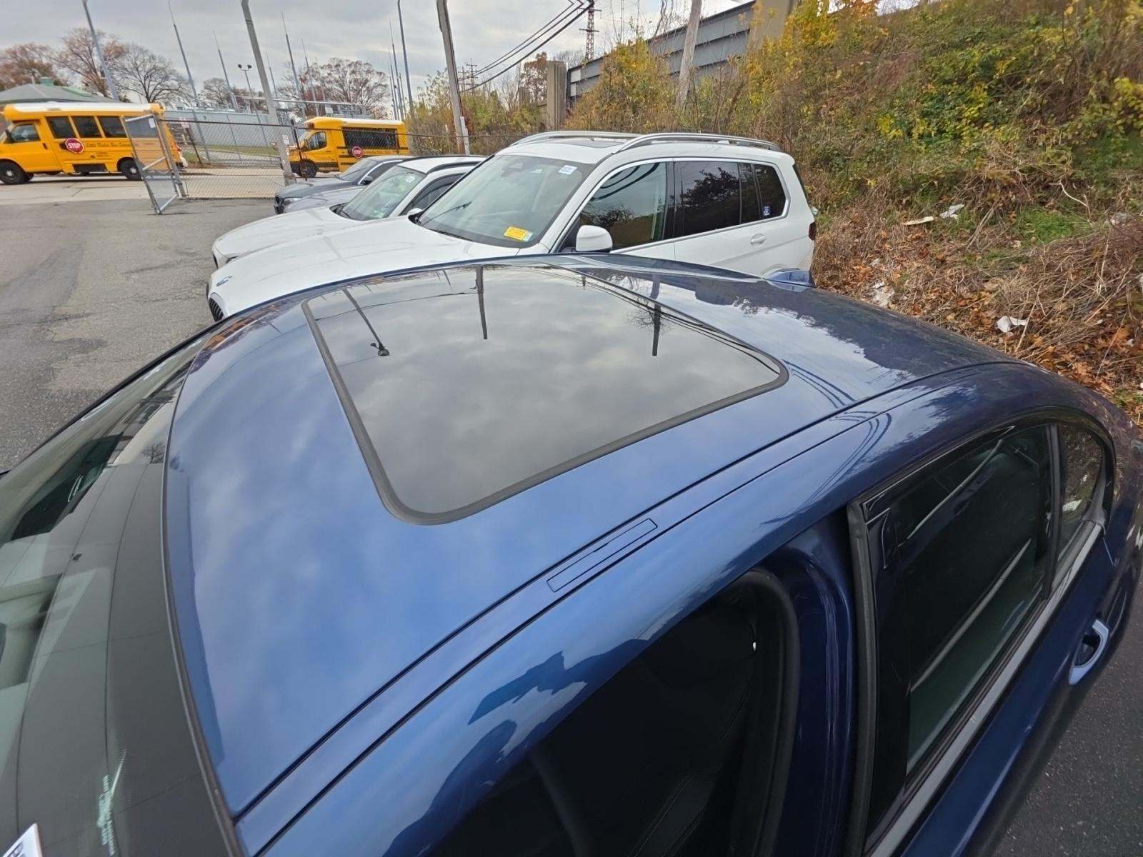 2023 BMW 3 Series 330i xDrive AWD