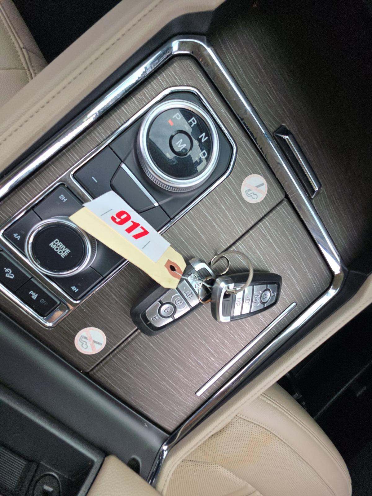 FORD EXPEDITION - 8