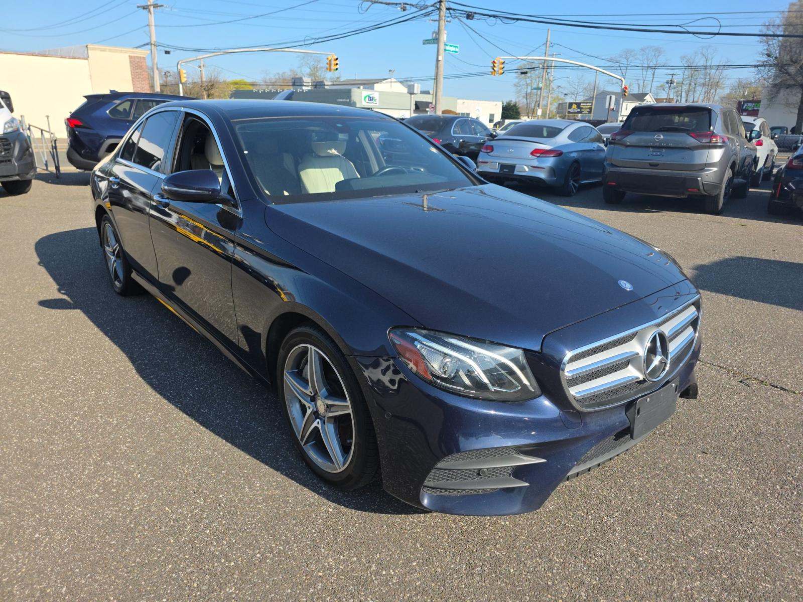 MERCEDES-BENZ E-CLASS - 4