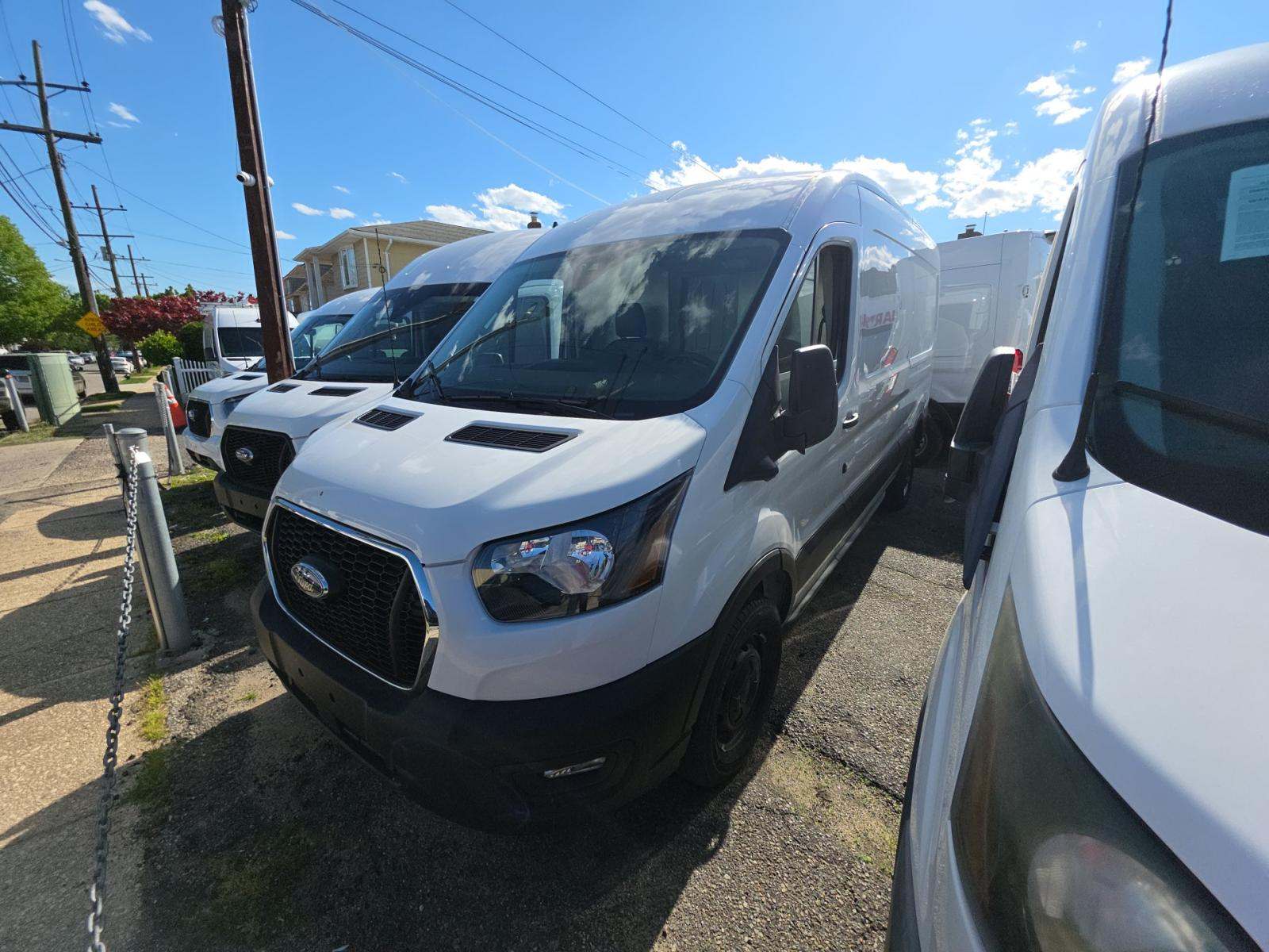 FORD TRANSIT 250 - 1