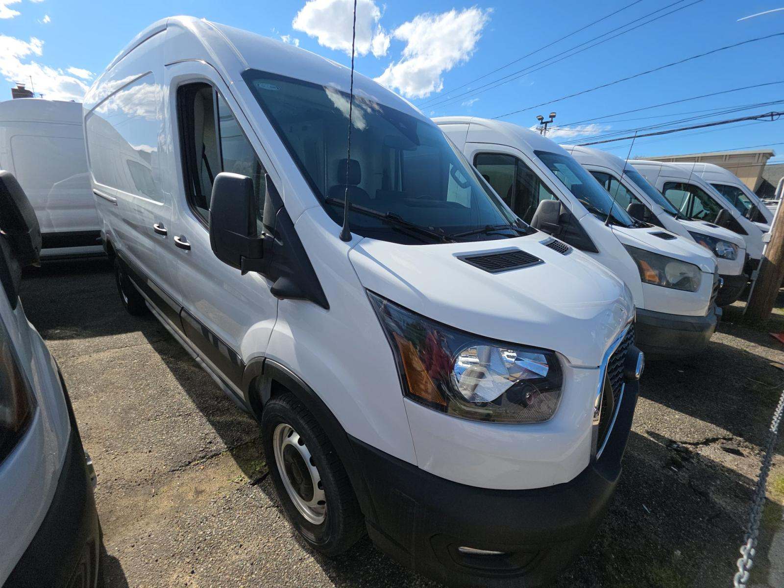 FORD TRANSIT 250 - 4