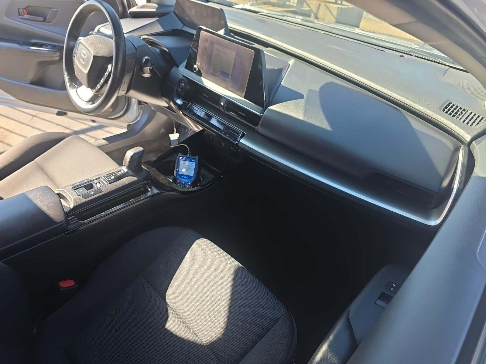 2023 Toyota Prius LE FWD