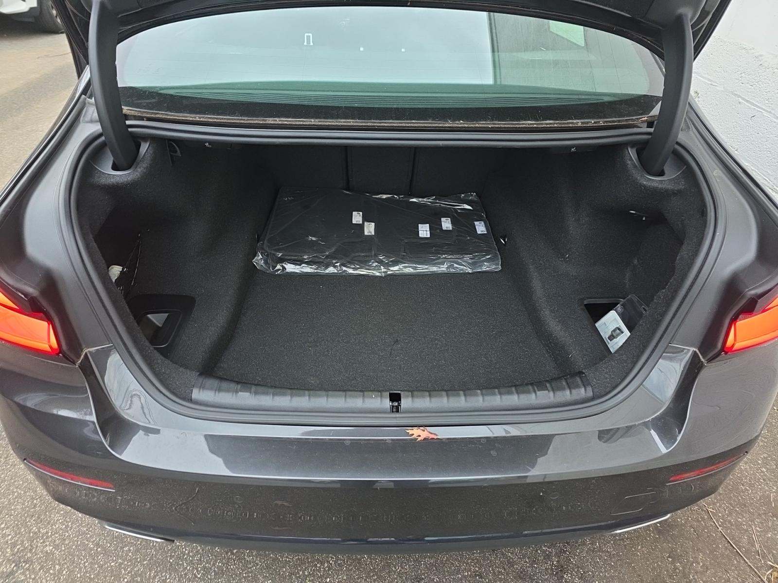 2023 BMW 5 Series 530i xDrive AWD