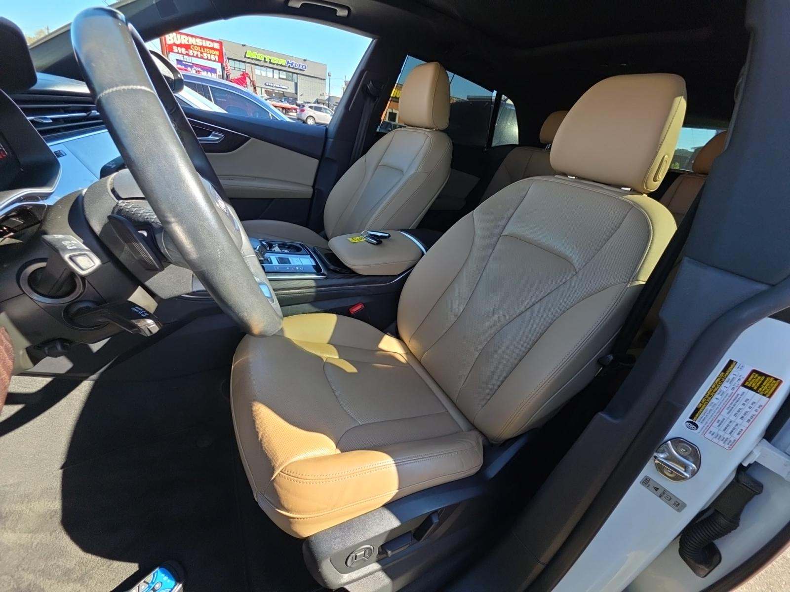 2022 Audi Q8 Prestige AWD