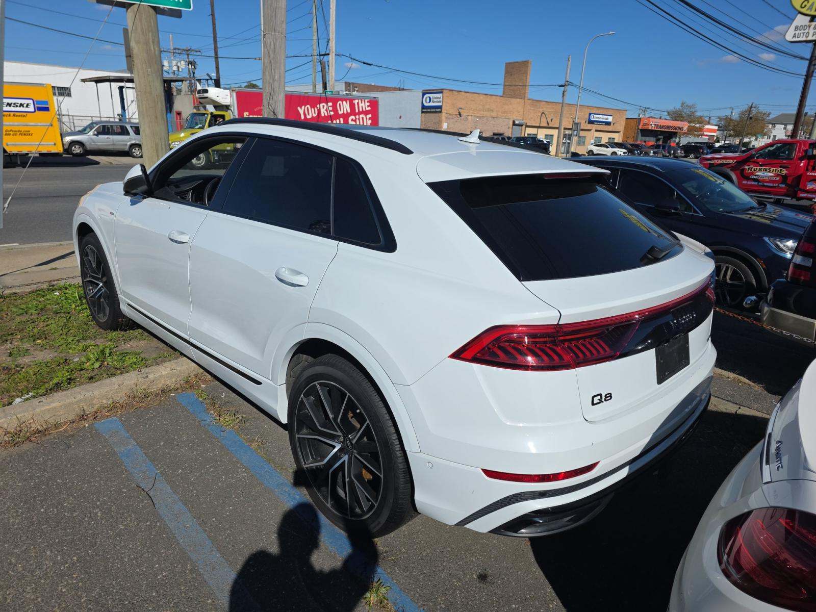 2022 Audi Q8 Prestige AWD