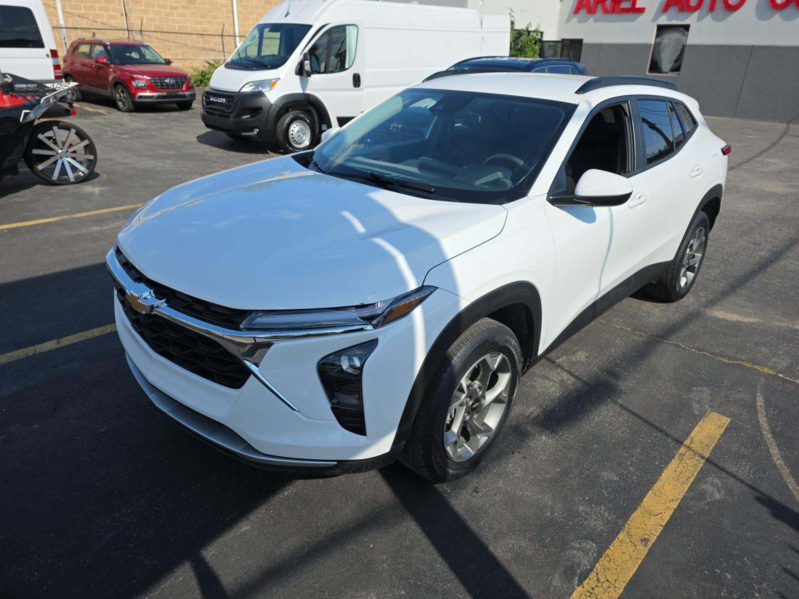 CHEVROLET TRAX - 1