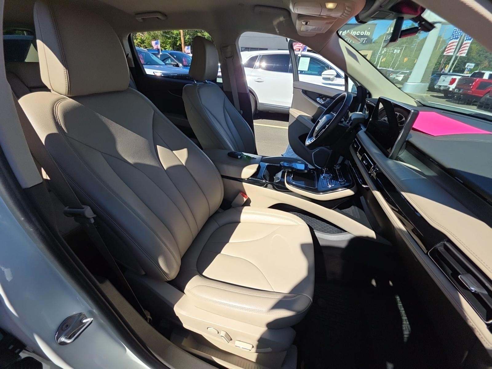 2022 Lincoln Nautilus Standard AWD