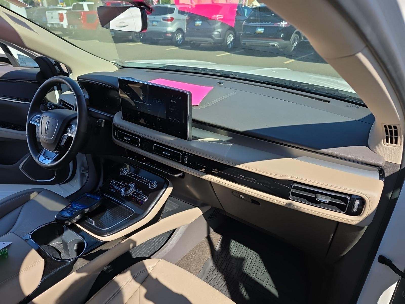 2022 Lincoln Nautilus Standard AWD