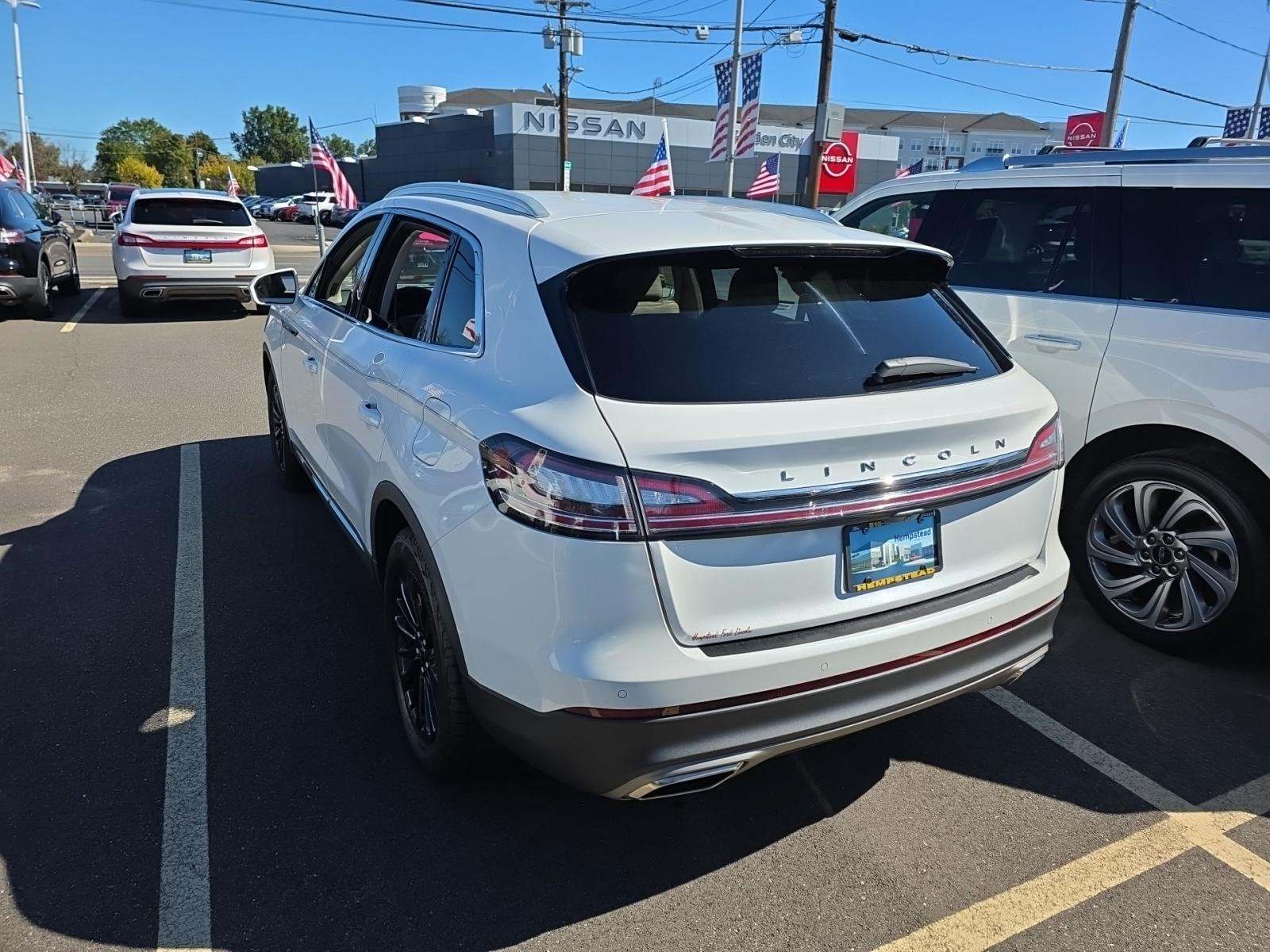 2022 Lincoln Nautilus Standard AWD