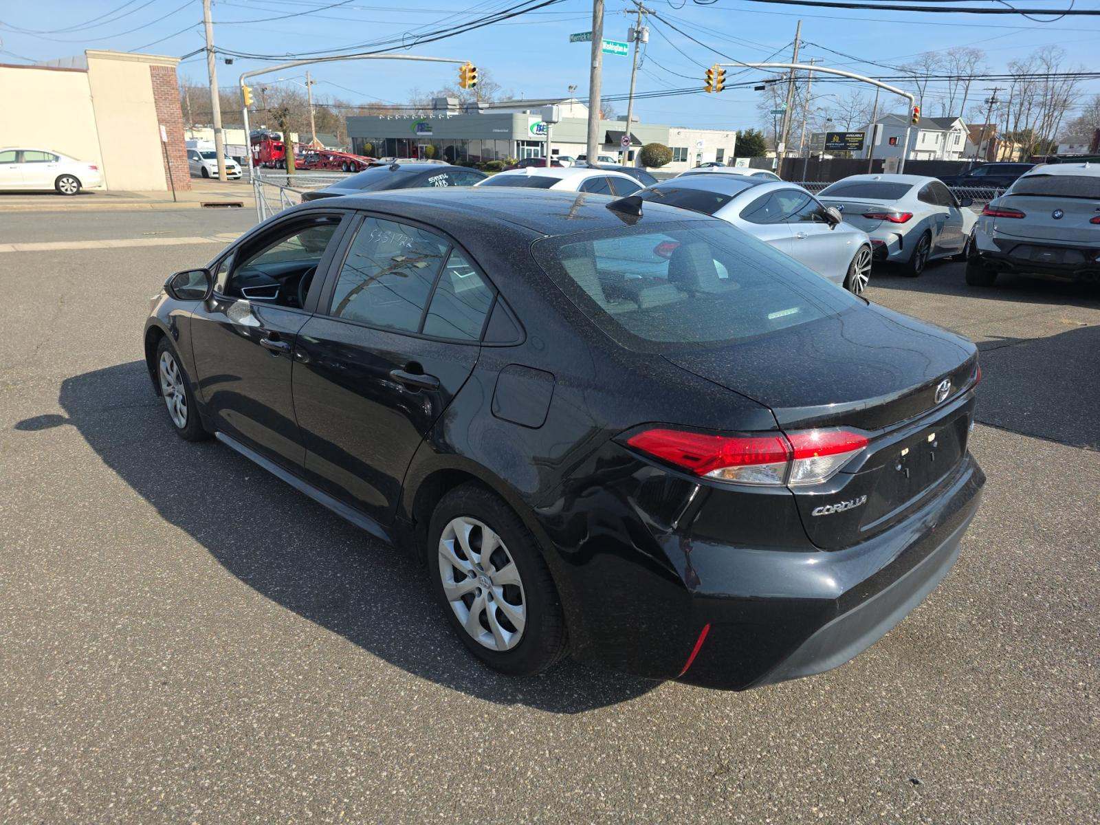 2023 Toyota Corolla LE FWD