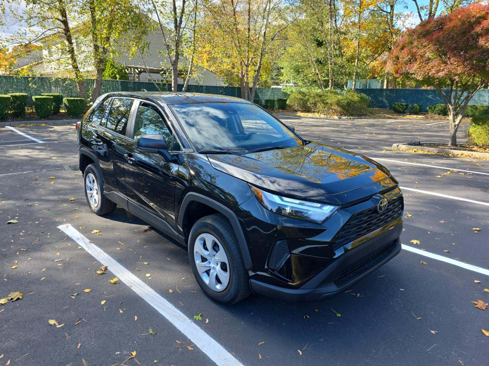 2025 Toyota RAV4 LE AWD