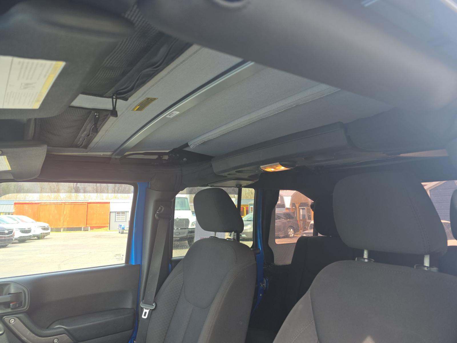 JEEP UNLIMITED SPORT - 7