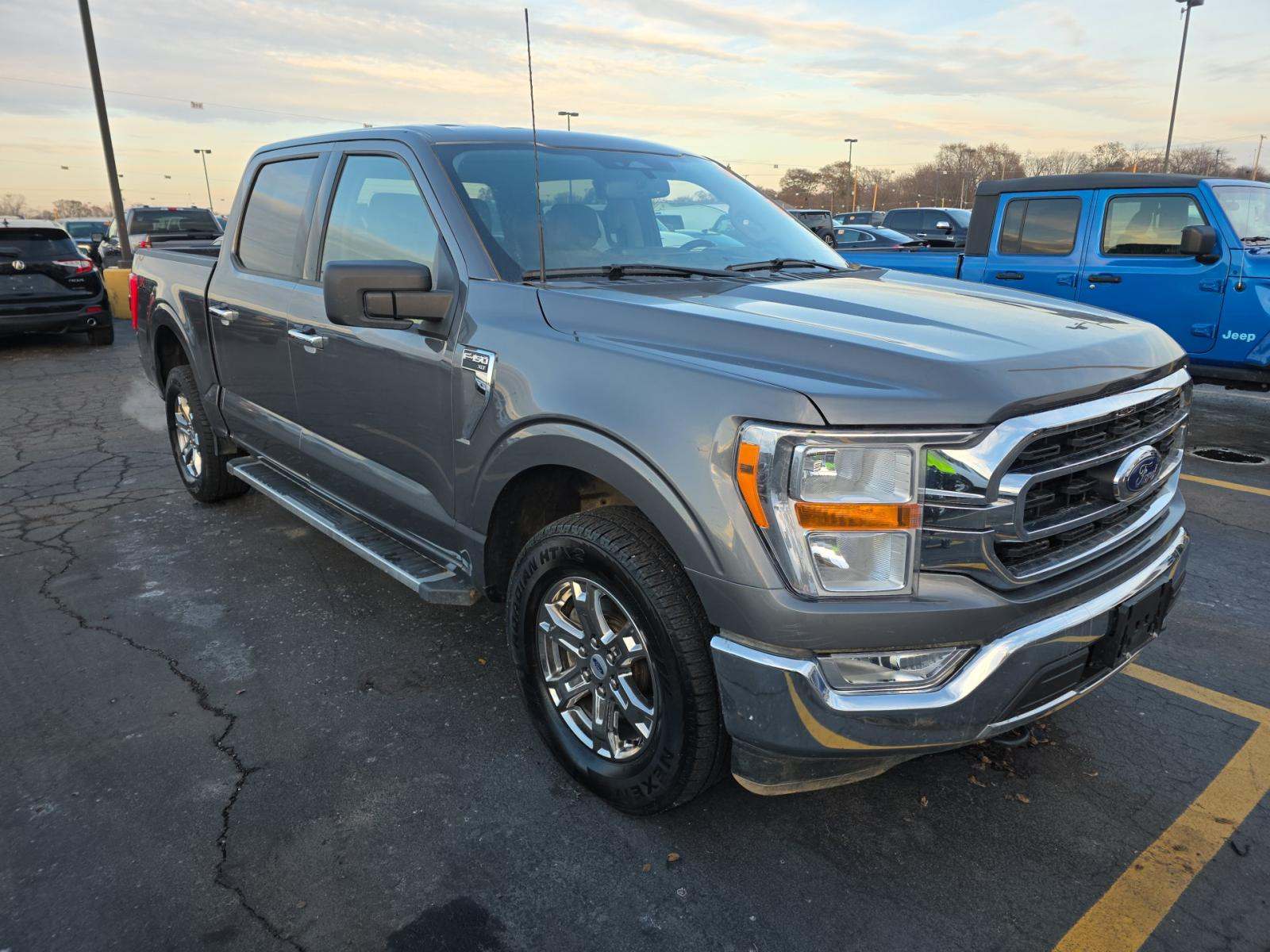 2023 Ford F-150 XLT AWD