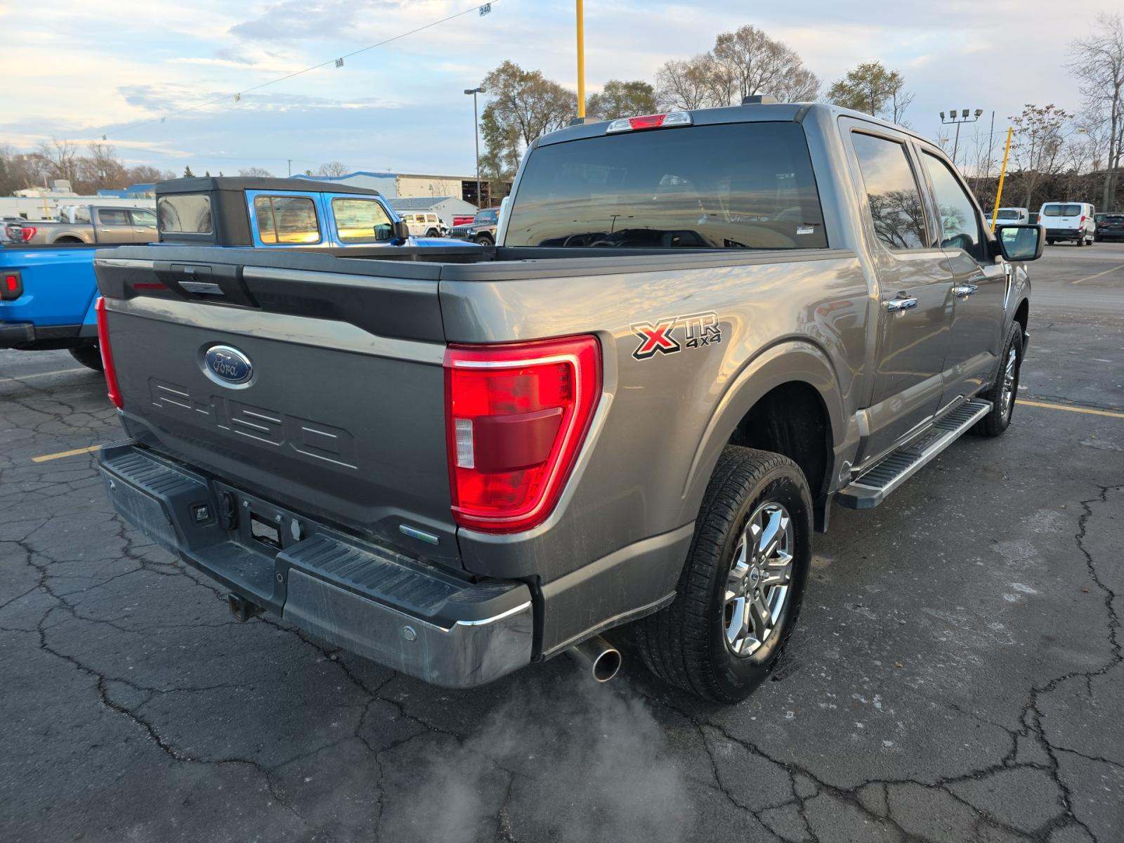 2023 Ford F-150 XLT AWD