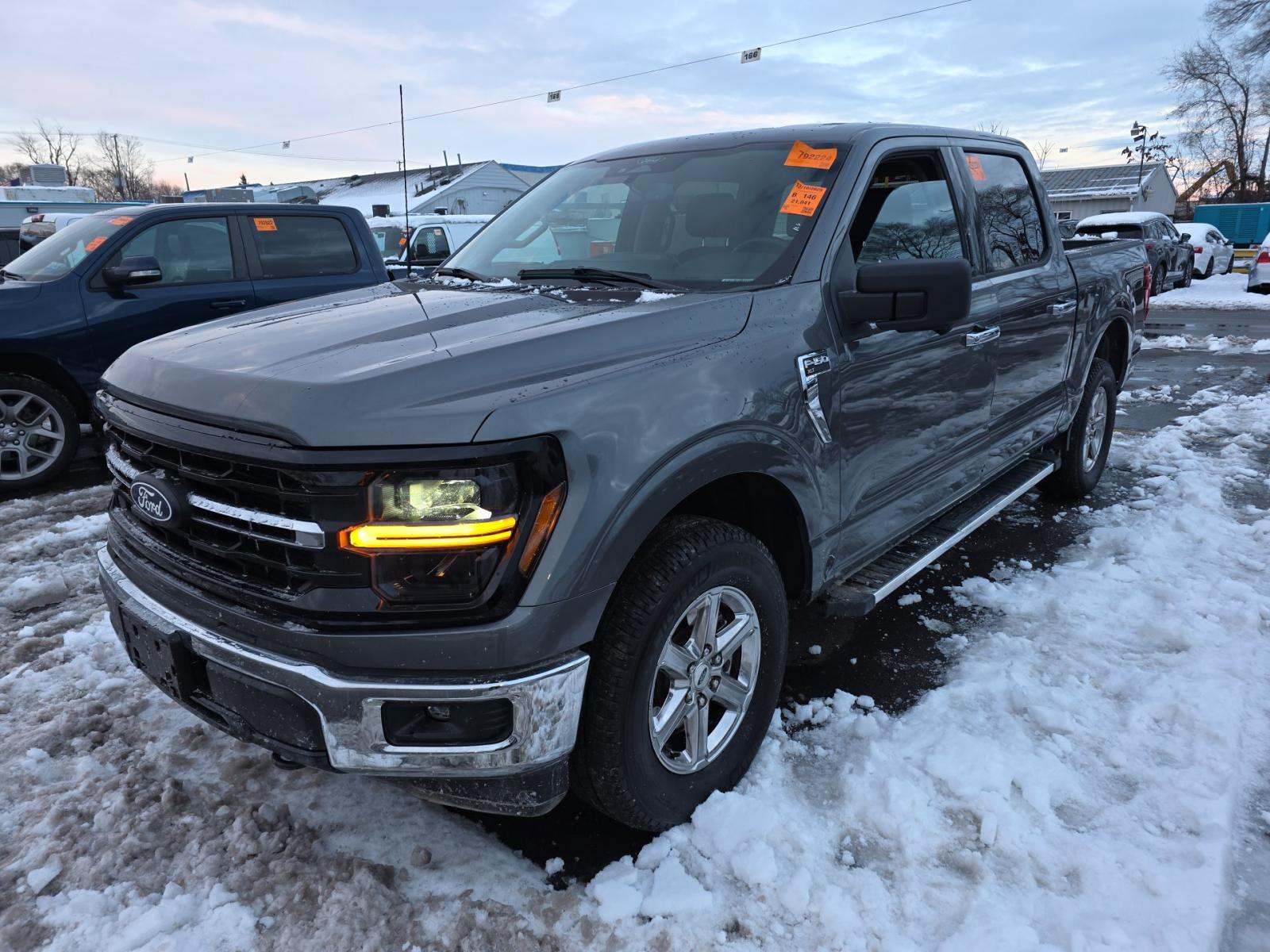 2024 Ford F-150 XLT AWD